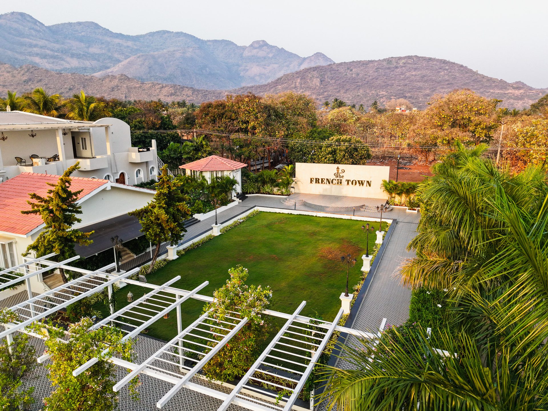 French Lawn mid-sized garden wedding Coimbatore