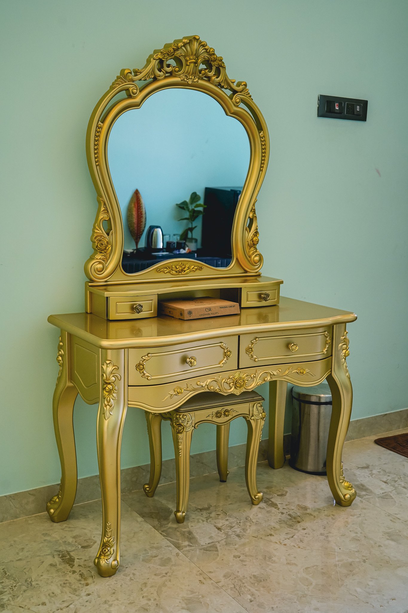 French Deluxe Room (stand-in for VJC02847)